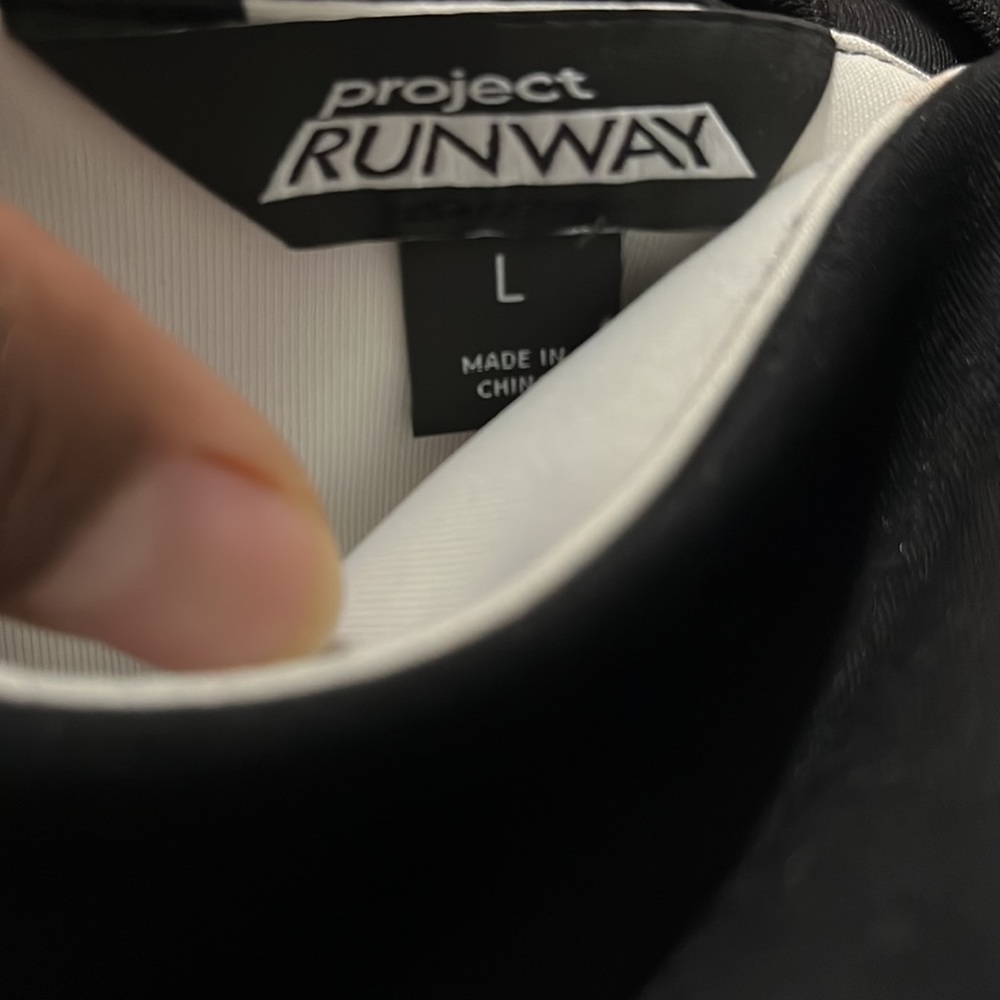 PROJECT RUNWAY, WHITE & BLACK MIDI AFTER-5 DRESS, SIZE LARGE - Picture 4 of 4